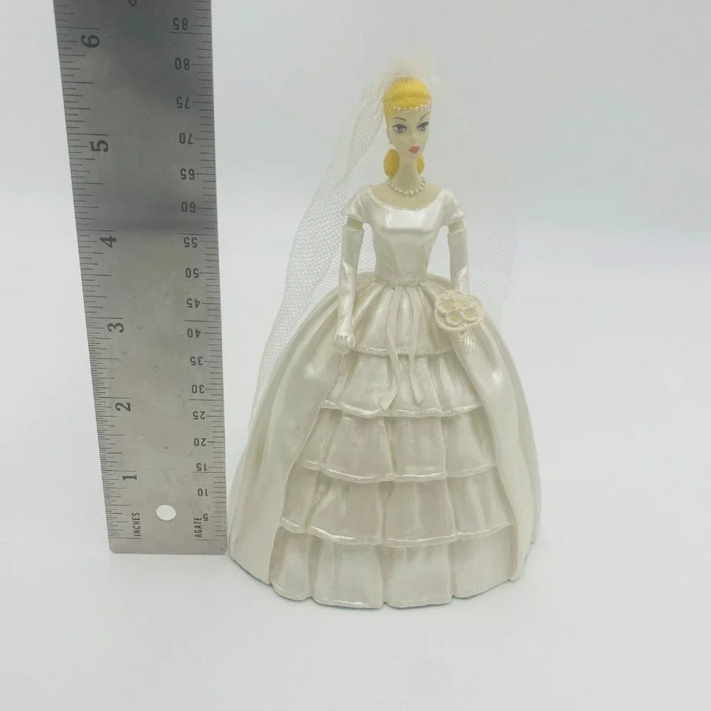 1993 The Classic Barbie Figurine Collection Bride's Dream Danbury Mint 6.5